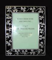 METAL SHAMROCK FRAME